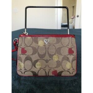 Coach poppy khaki red heart Valentine’s Day small wristlet